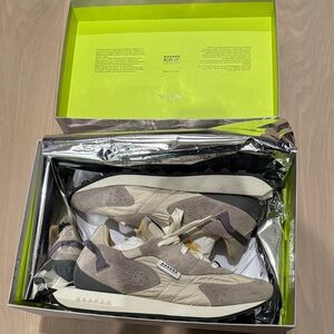 Run Of - Luxury Sneaker